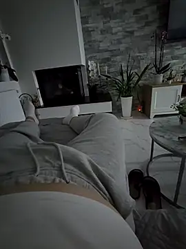 Snapshot of KarlosCarutox chatting on 09.11.25 KarlosCarutox online show from 09.11.25