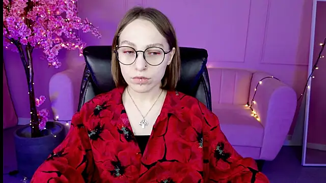 Snapshot of AphexQueen chatting on 01.29.25 AphexQueen online show from 01.29.25