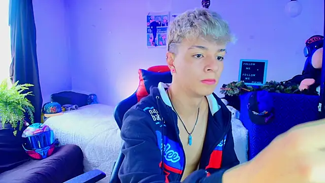 twink sebas  online show from 11.14.25