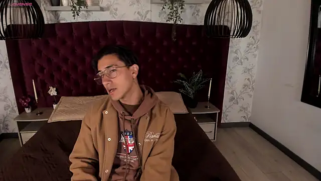 Andy Joy  online show from 12.18.25