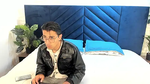 Andy Joy  online show from 03.27.26