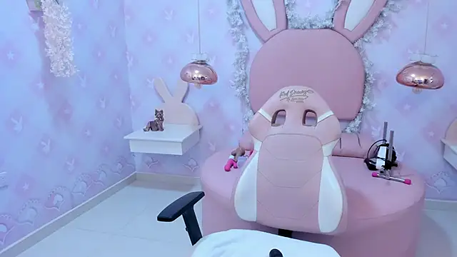 Saraa Skinny online show from 12.12.24