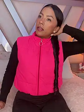 Amber villalobos  online show from 10.03.25