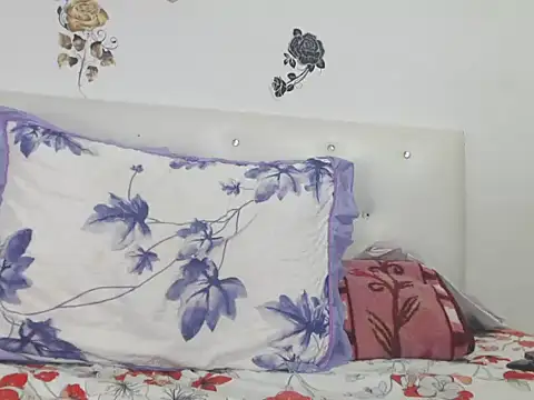 catalinadiaz666 online show from 04.14.26