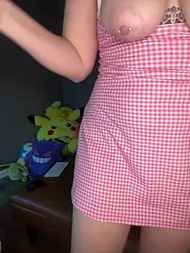 Scarlettredff online show from 09.27.25