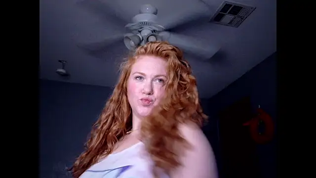 Scarlettredff online show from 10.10.25