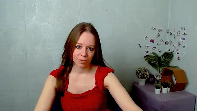 Snapshot of GloriaSi_ chatting on 04.30.26 GloriaSi online show from 04.30.26