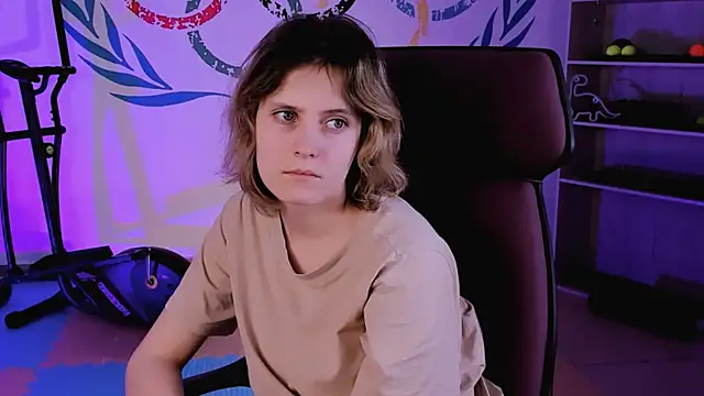 LolaAsmus online show from 02.13.25