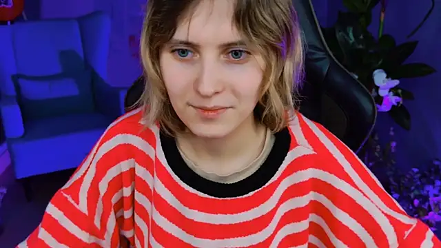 LolaAsmus online show from 02.14.25