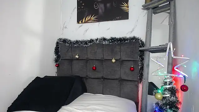 mikoto urab online show from 12.13.24