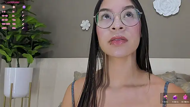 KimHiltton online show from 02.03.25