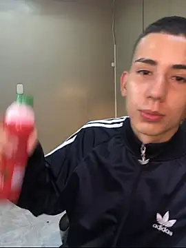 Snapshot of JackSwan18 chatting on 10.14.25 JackSwan18 online show from 10.14.25