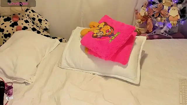 bruneettklaryss online show from 12.27.24