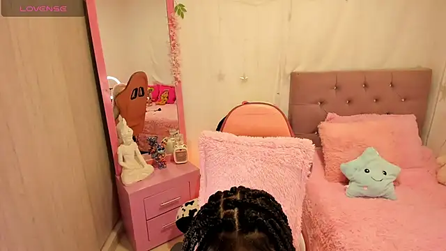 bruneettklaryss online show from 02.23.25