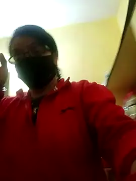 Snapshot of heenage chatting on 12.21.24 heenage online show from 12.21.24