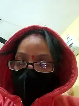 Snapshot of heenage chatting on 01.10.25 heenage online show from 01.10.25