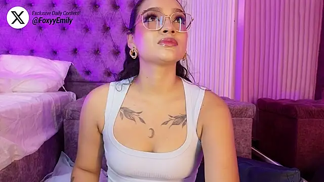 EMILYY FOXY online show from 04.05.26