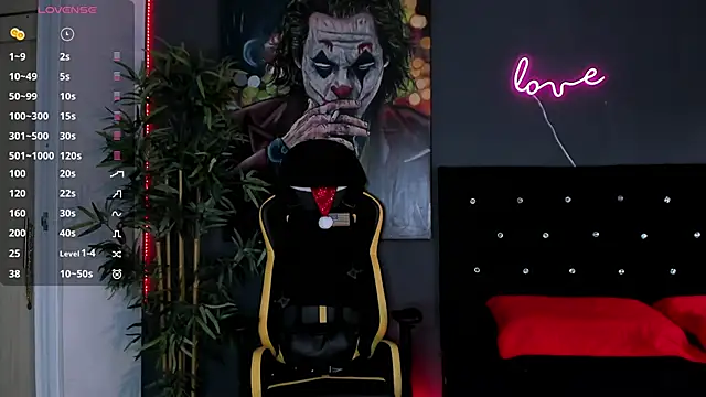 Snapshot of jordan_mayers02 chatting on 12.25.24 jordan mayers02 online show from 12.25.24