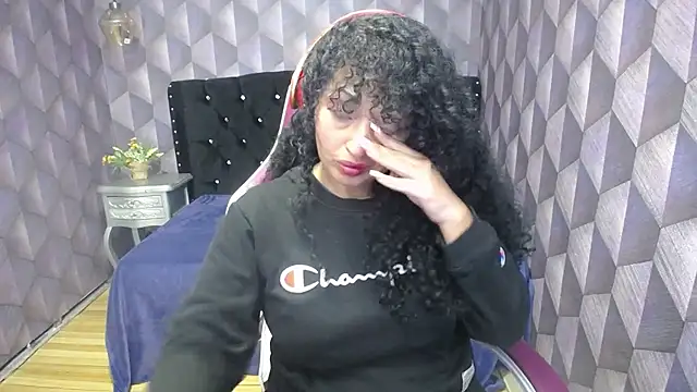 Sofiacowperx online show from 01.25.25