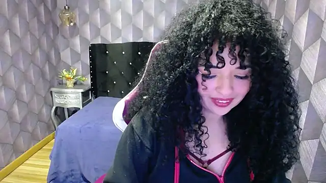 Sofiacowperx online show from 03.02.25