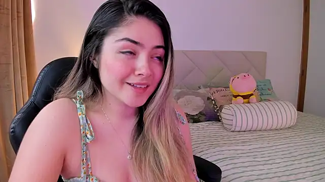 Lau Bee online show from 12.10.24