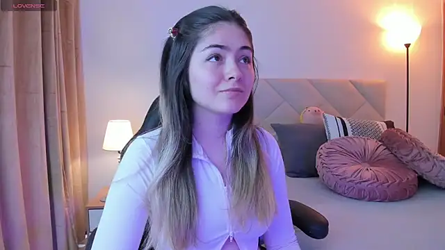 Lau Bee online show from 02.02.25