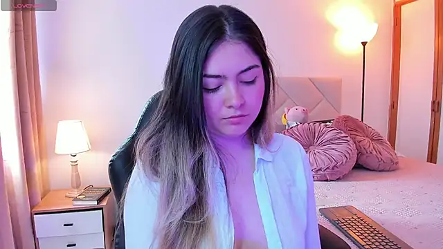 Lau Bee online show from 03.20.25