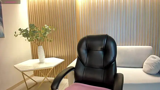 SavannahStorm online show from 03.21.26