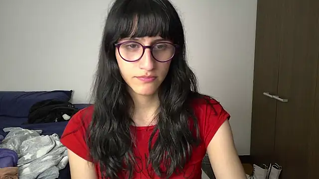 Snapshot of Alice_love29 chatting on 01.12.25 Alice love29 online show from 01.12.25