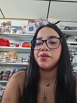 Snapshot of Katia_sweetx chatting on 05.07.26 Katia sweetx online show from 05.07.26
