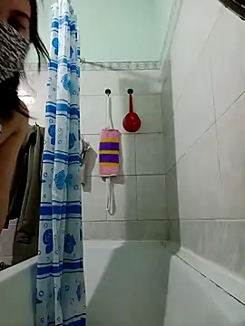 MikaKors online show from 12.19.24