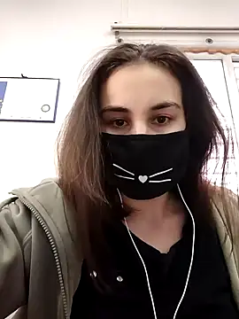 MikaKors online show from 12.19.24