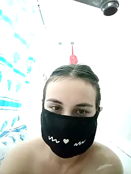 MikaKors online show from 12.25.24