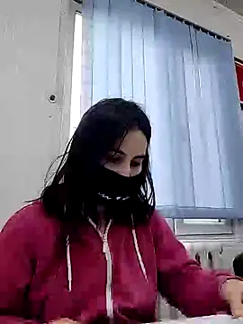 MikaKors online show from 12.31.24