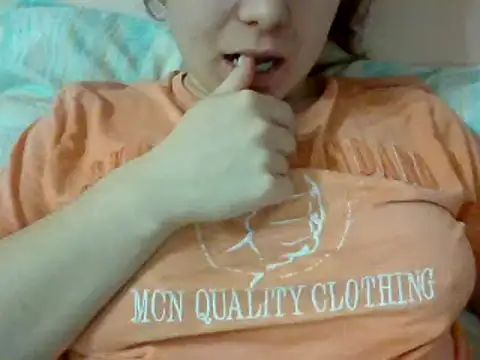 MikaKors online show from 01.17.25