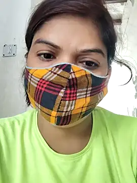 Snapshot of illay_love chatting on 09.15.25 illay love online show from 09.15.25