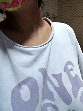 Snapshot of illay_love chatting on 09.17.25 illay love online show from 09.17.25