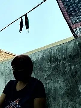 Snapshot of illay_love chatting on 11.02.25 illay love online show from 11.02.25