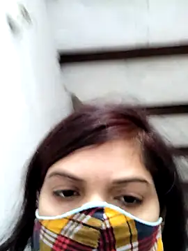 Snapshot of illay_love chatting on 11.19.25 illay love online show from 11.19.25