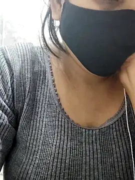 Snapshot of illay_love chatting on 12.04.25 illay love online show from 12.04.25