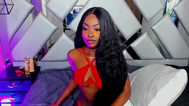 Nahomi-Hill online show from 03.02.25