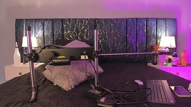 Sophia Lemos online show from 11.29.25