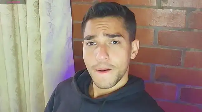 Leandro valenzuela online show from 02.14.25