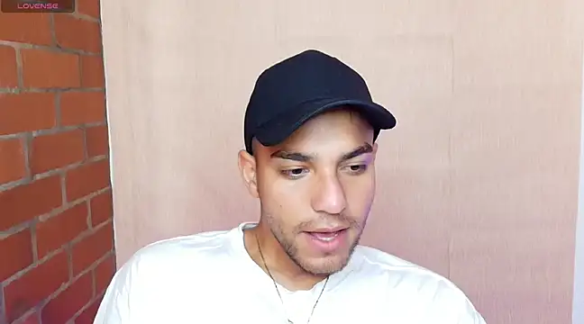 Leandro valenzuela online show from 02.26.25