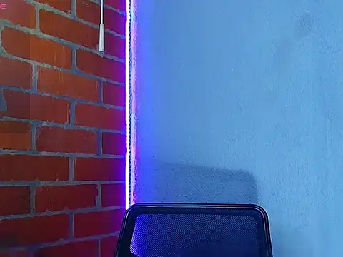 Leandro valenzuela online show from 09.18.25