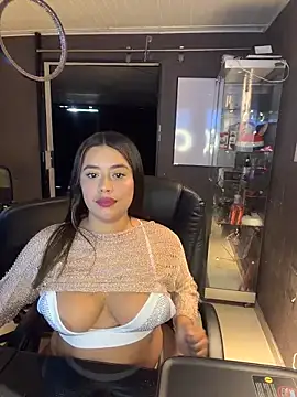 ElaaPerez online show from 02.06.26