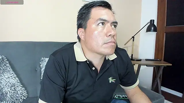 Snapshot of Jhonatan_Morales_S chatting on 02.08.25 Jhonatan Morales S online show from 02.08.25