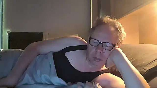 kinkyslet8 online show from 09.22.25