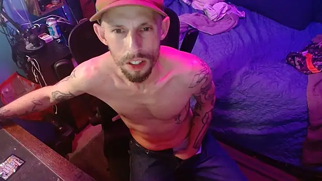 Snapshot of RuffClvb chatting on 12.18.24 RuffClvb online show from 12.18.24