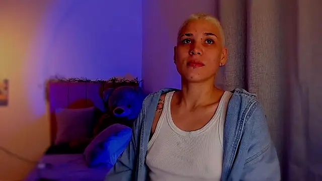 Charlee pink online show from 03.05.26